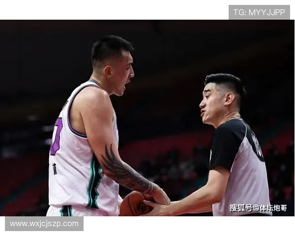 上海滑板队状态引发热议球迷对表现和未来发展意见不一