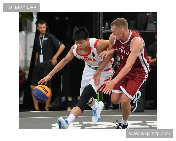 武汉篮球队在世界杯积分榜上以73分稳居第一名展现强劲实力 武汉篮球队在世界杯积分榜上以73分稳居第一名展现强劲实力