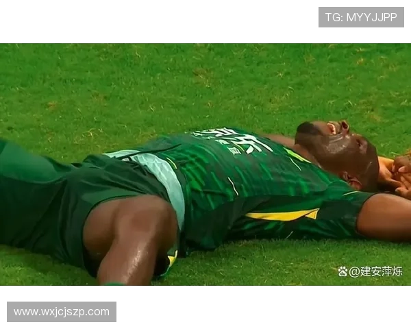 国安与力帆激战正酣比分悬念迭起引发球迷热议